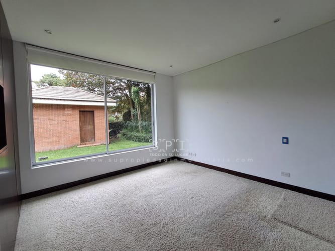 Casa de 4 alcobas en venta en Guaymaral, Bogotá, 419 m² · foto 21 de 24