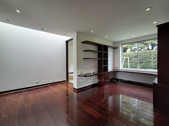 Casa de 4 alcobas en venta en Guaymaral, Bogotá, 419 m² · foto 24 de 24