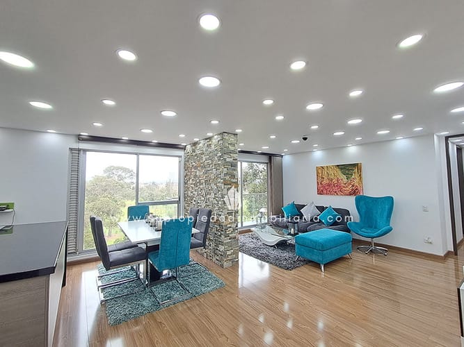 Apartamento de 3 alcobas en venta en Cerros De Niza, Bogotá, 131 m² · foto 3 de 22