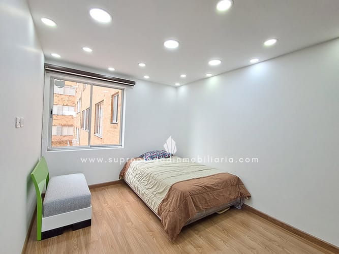 Apartamento de 3 alcobas en venta en Cerros De Niza, Bogotá, 131 m² · foto 16 de 22