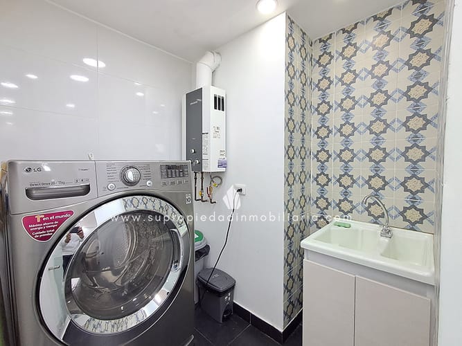 Apartamento de 3 alcobas en venta en Cerros De Niza, Bogotá, 131 m² · foto 19 de 22