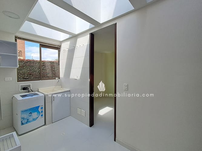 Casa de 3 alcobas en arriendo en Siberia, Cota, 232 m² · foto 8 de 24
