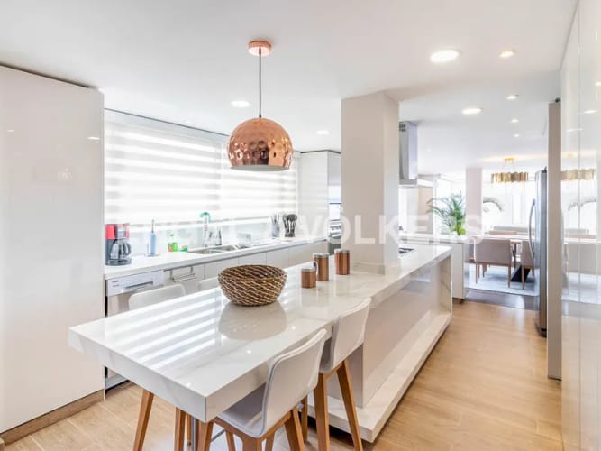 Apartamento de 1 alcoba en venta en Chicó Alto, Bogotá, 181 m² · foto 7 de 14