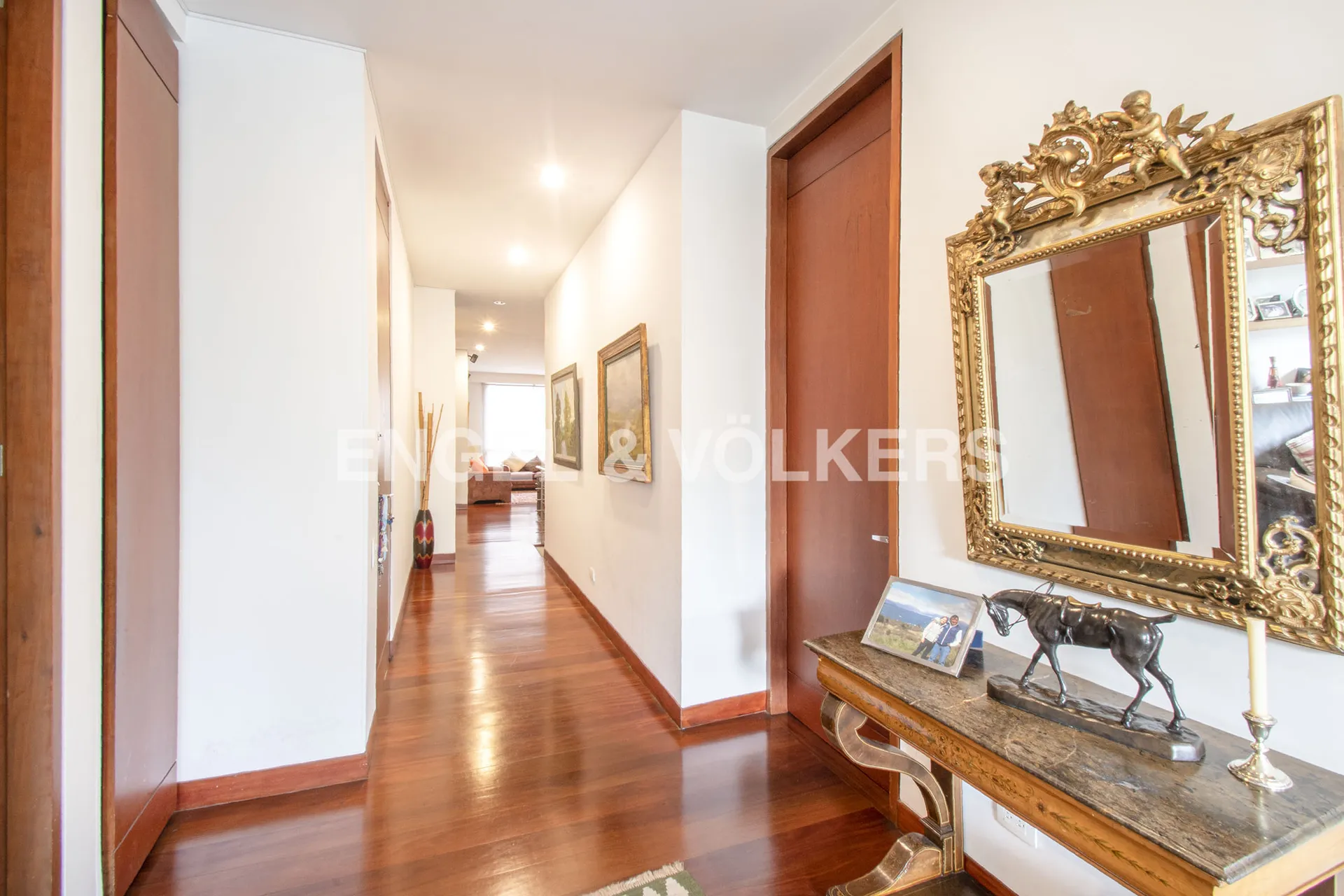 Apartamento en venta en Chico Norte, Bogotá · foto 8 de 15