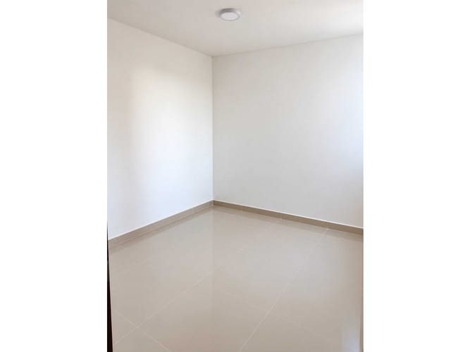 Apartamento de 3 alcobas en venta en Bellavista, Bello, 60 m² · foto 9 de 24