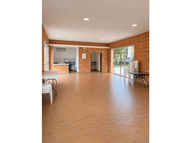Apartamento de 3 alcobas en venta en Bellavista, Bello, 60 m² · foto 21 de 24