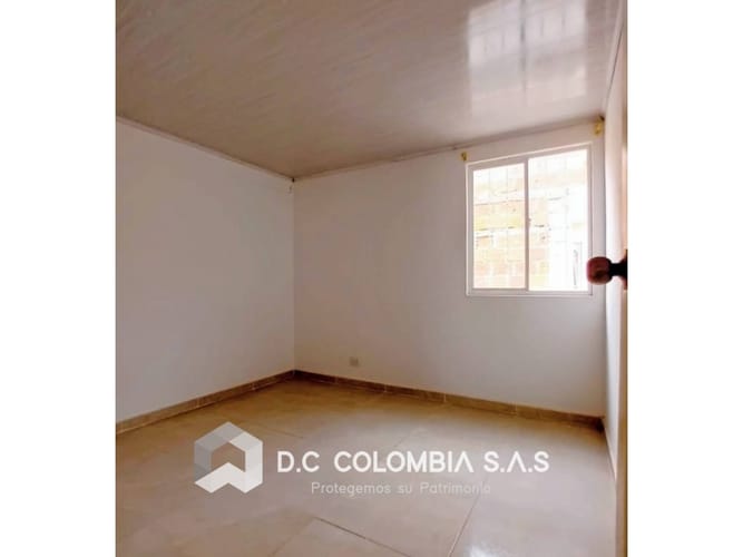 Casa de 2 alcobas en venta en Paso De La Bolsa, Jamundí, 61 m² · foto 2 de 10