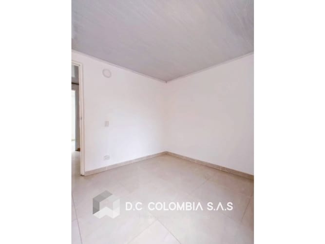 Casa de 2 alcobas en venta en Paso De La Bolsa, Jamundí, 61 m² · foto 5 de 10