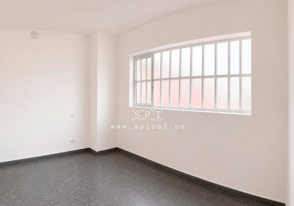 Casa en venta en Galerias, Bogotá · foto 3 de 10