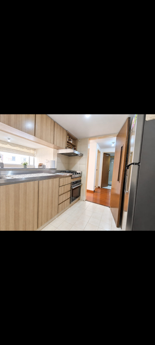 Apartaestudio en venta en Cedritos, Bogotá, 40 m² · foto 4 de 10