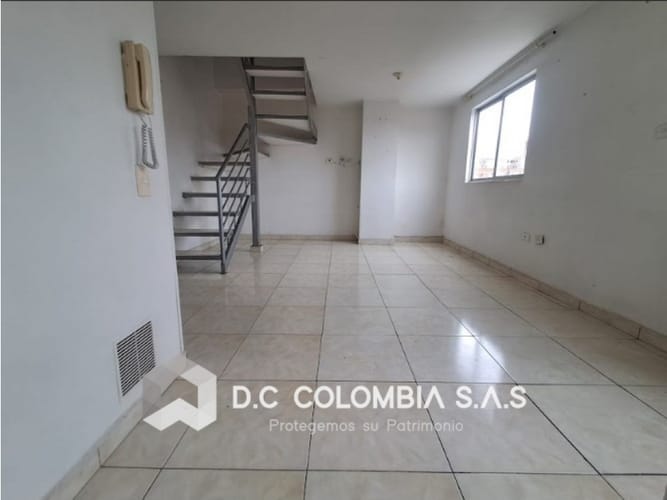 Apartamento de 2 alcobas en venta en Cabecera Del Llano, Bucaramanga, 70 m² · foto 3 de 9