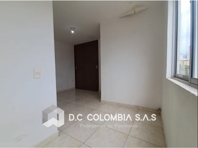 Apartamento de 2 alcobas en venta en Cabecera Del Llano, Bucaramanga, 70 m² · foto 7 de 9