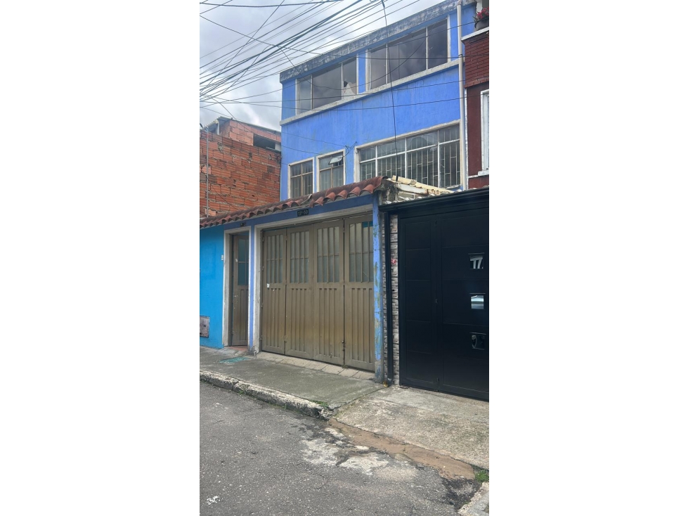 Casa en venta en Gustavo Restrepo, Bogotá · foto 2 de 24