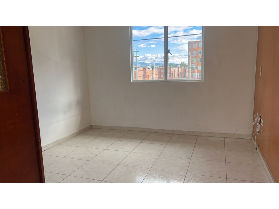 Casa en venta en Tibabuyes, Bogotá · foto 4 de 15