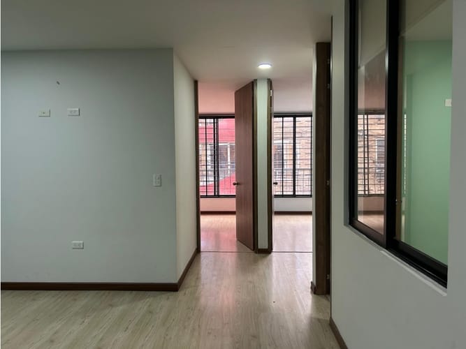 Apartamento de 3 alcobas en venta en Los Cerezos, Bogotá, 64 m² · foto 10 de 22