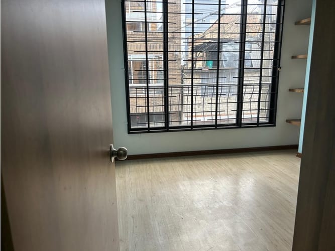 Apartamento de 3 alcobas en venta en Los Cerezos, Bogotá, 64 m² · foto 15 de 22