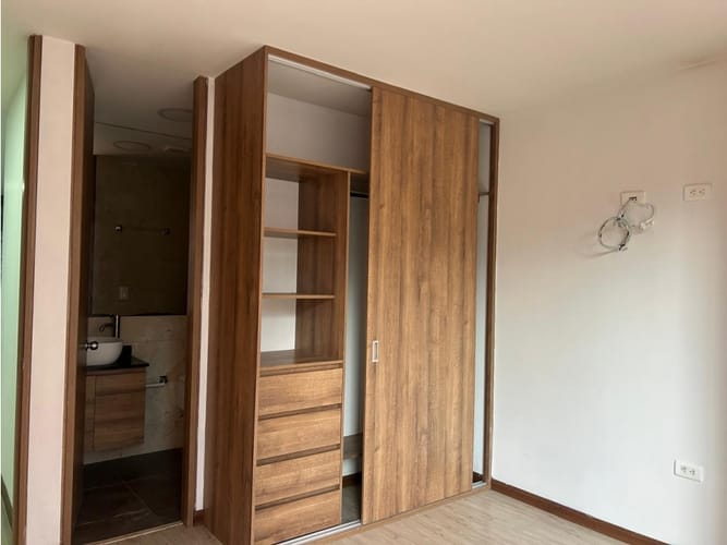 Apartamento de 3 alcobas en venta en Los Cerezos, Bogotá, 64 m² · foto 18 de 22