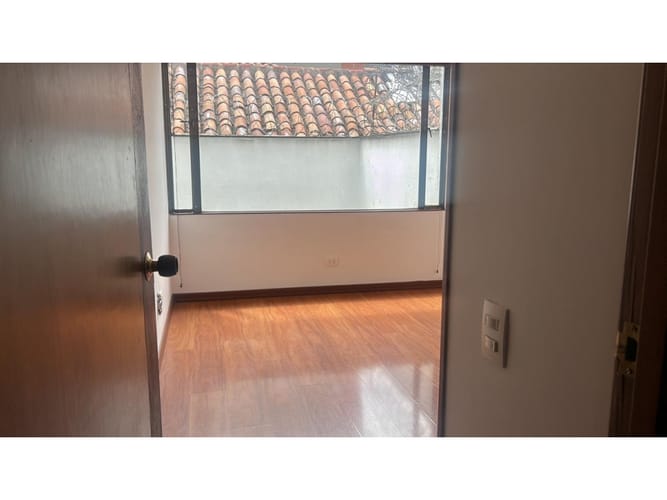 Apartamento de 3 alcobas en venta en Santa Barbara, Bogotá, 183 m² · foto 11 de 20