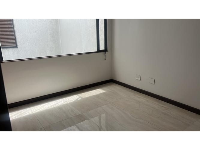 Apartamento de 3 alcobas en venta en Santa Barbara, Bogotá, 183 m² · foto 14 de 20