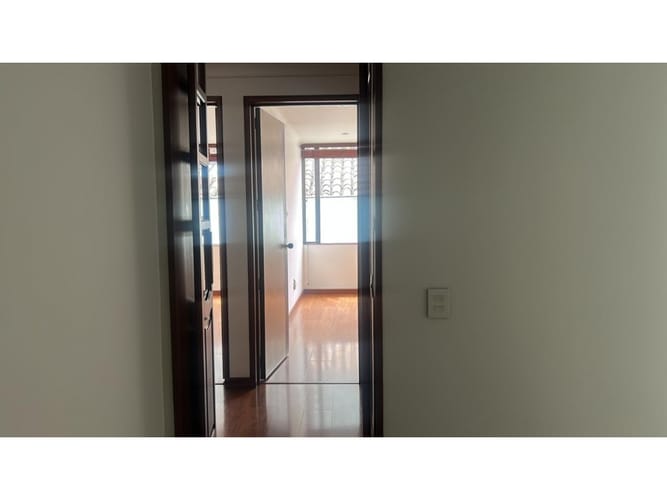 Apartamento de 3 alcobas en venta en Santa Barbara, Bogotá, 183 m² · foto 17 de 20