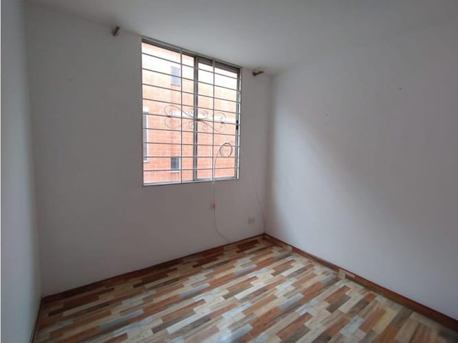 Casa de 3 alcobas en venta en Cedritos, Madrid, 66 m² · foto 4 de 20