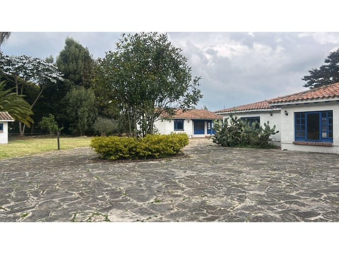Casa de 10 alcobas en venta en La Moya, Cota, 586 m² · foto 24 de 24