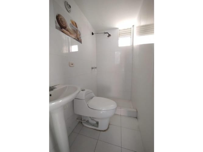 Casa de 3 alcobas en venta en Cedritos, Madrid, 66 m² · foto 7 de 20