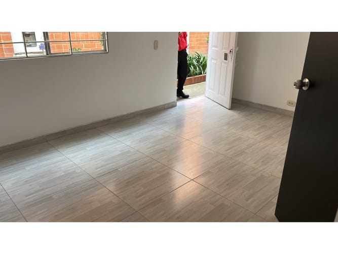 Casa de 3 alcobas en venta en Cedritos, Madrid, 66 m² · foto 12 de 20