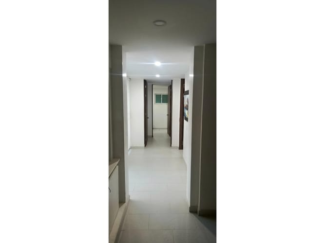Casa de 6 alcobas en venta en Girardot, Girardot, 450 m² · foto 11 de 21