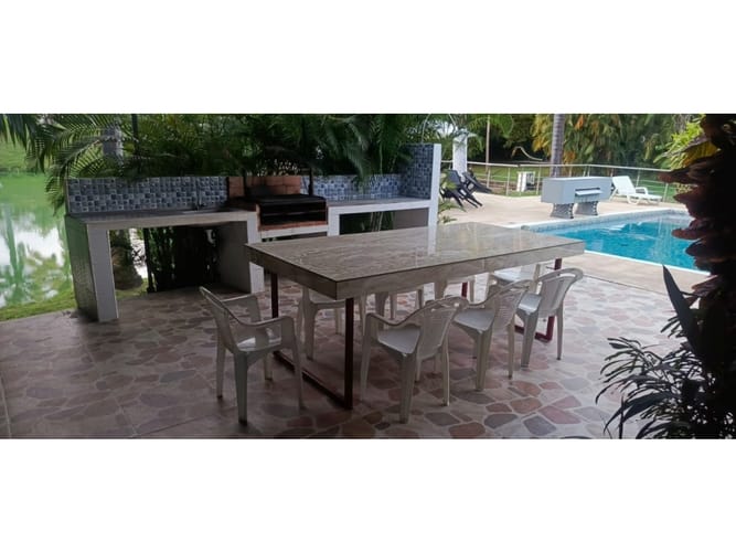 Casa de 6 alcobas en venta en Girardot, Girardot, 450 m² · foto 16 de 21