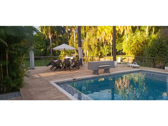 Casa de 6 alcobas en venta en Girardot, Girardot, 450 m² · foto 19 de 21