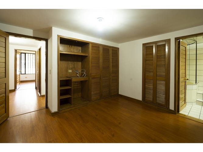 Apartamento de 4 alcobas en venta en Chico Norte, Bogotá, 168 m² · foto 6 de 24