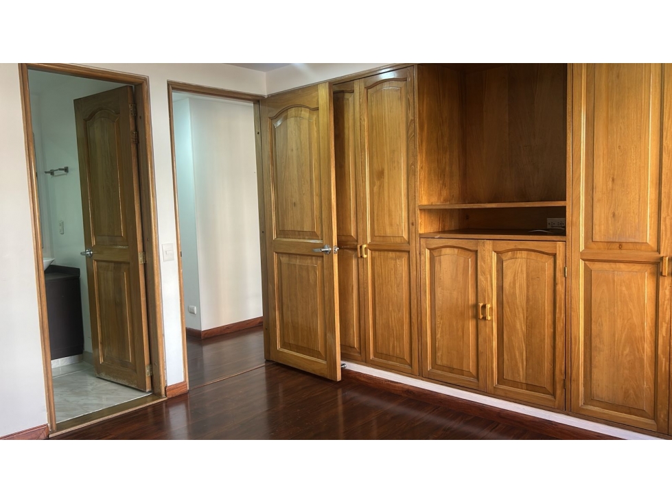 Apartamento en venta en Santa Barbara, Bogotá · foto 10 de 24