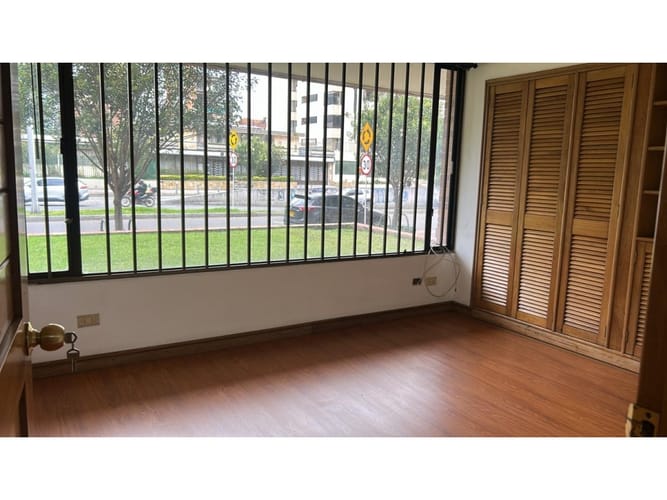 Apartamento de 4 alcobas en venta en Chico Norte, Bogotá, 168 m² · foto 22 de 24