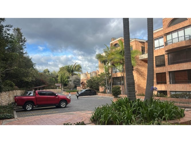 Apartamento de 3 alcobas en venta en Suba Urbano, Bogotá, 151 m² · foto 2 de 23