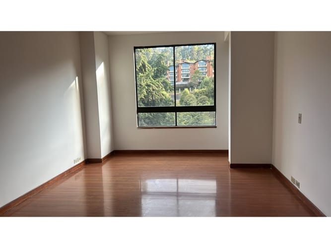 Apartamento de 3 alcobas en venta en Suba Urbano, Bogotá, 151 m² · foto 6 de 23