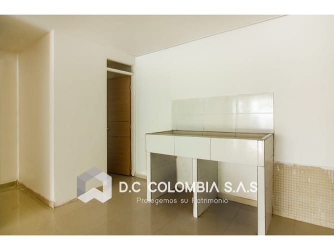 Local en venta en La Independencia, Neiva, 59 m² · foto 6 de 9