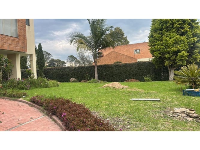 Casa de 4 alcobas en venta en Pueblo Viejo, Cota, 257 m² · foto 3 de 24