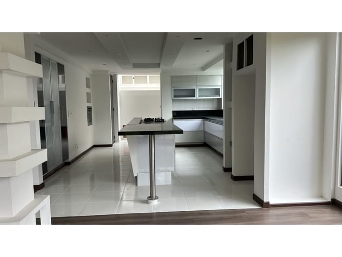 Casa de 4 alcobas en venta en Pueblo Viejo, Cota, 257 m² · foto 15 de 24