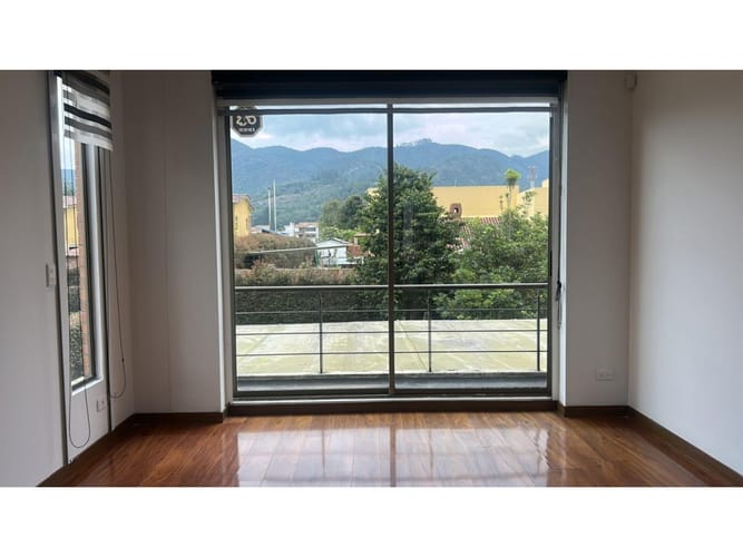 Casa de 4 alcobas en venta en Pueblo Viejo, Cota, 257 m² · foto 18 de 24