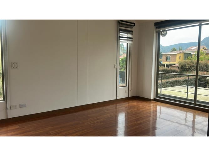 Casa de 4 alcobas en venta en Pueblo Viejo, Cota, 257 m² · foto 19 de 24
