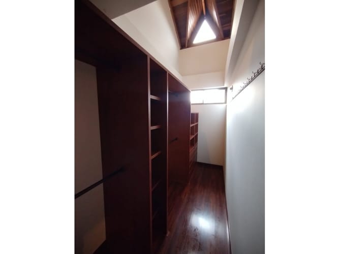 Casa de 5 alcobas en venta en Canelon, Cajicá, 220 m² · foto 16 de 24