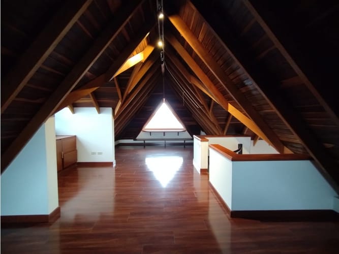 Casa de 5 alcobas en venta en Canelon, Cajicá, 220 m² · foto 14 de 24
