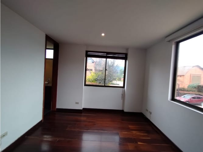 Casa de 5 alcobas en venta en Canelon, Cajicá, 220 m² · foto 19 de 24