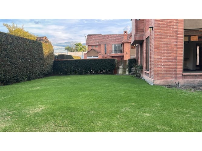 Casa de 5 alcobas en venta en Canelon, Cajicá, 220 m² · foto 4 de 24