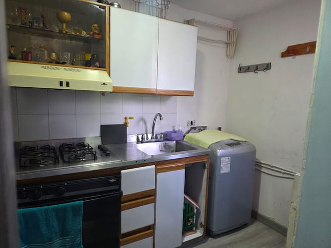 Apartaestudio en venta en Laureles, Medellín, 37 m² · foto 2 de 11