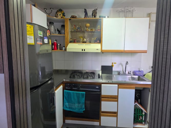 Apartaestudio en venta en Laureles, Medellín, 37 m² · foto 3 de 11