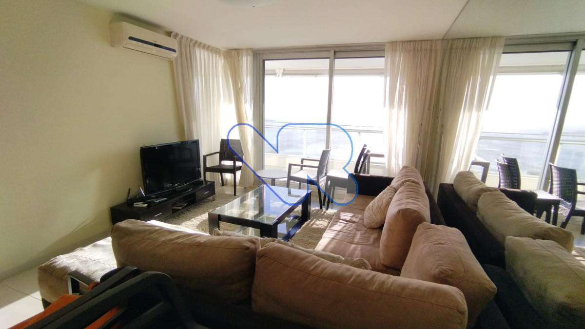 Venta y Alquiler Anual Apto 2D Mansa con Amenities · Foto 5