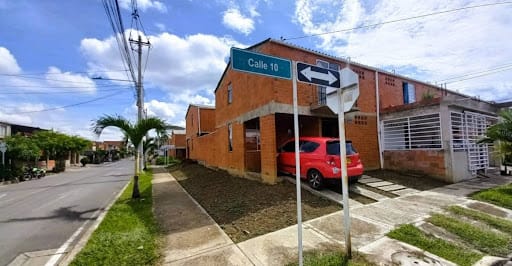 Casa de 6 alcobas en venta en Paso De La Bolsa, Jamundí, 208 m² · foto 2 de 23
