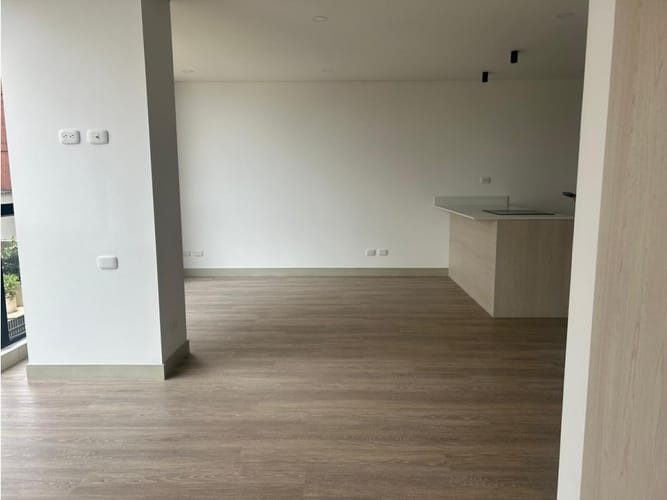 Apartaestudio en venta en Quinta Paredes, Bogotá, 43 m² · foto 9 de 18